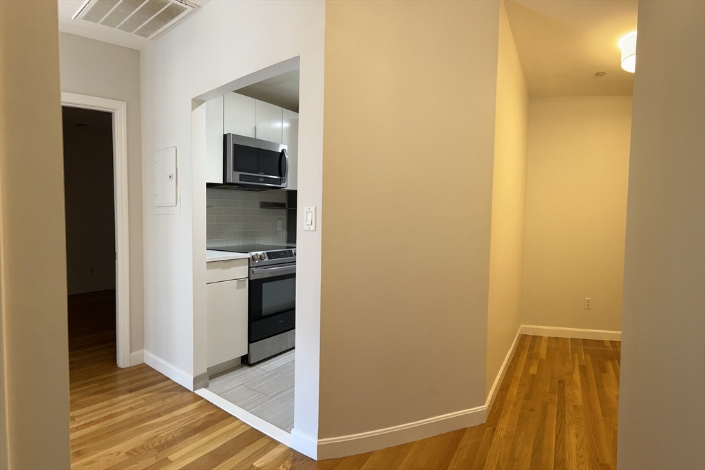 75 Clarendon # 208