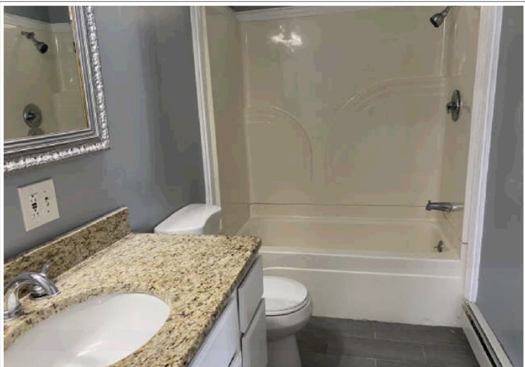 136 W Clifford St # 1