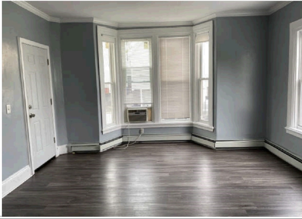 136 W Clifford St # 1