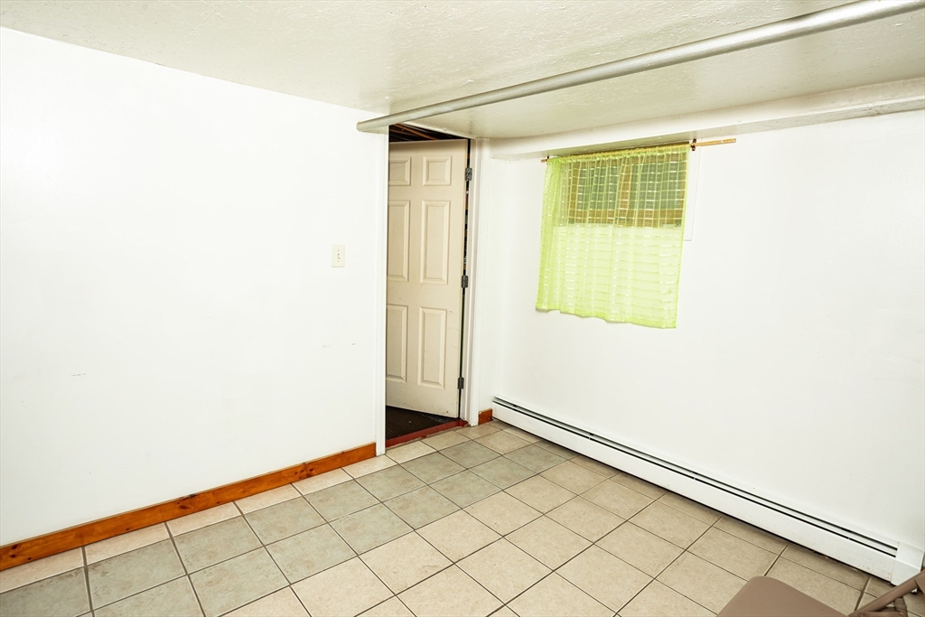 31-33 Garfield St, Central Falls