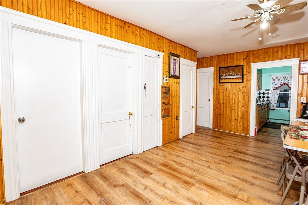 31-33 Garfield St, Central Falls