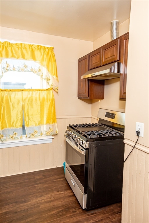 31-33 Garfield St, Central Falls