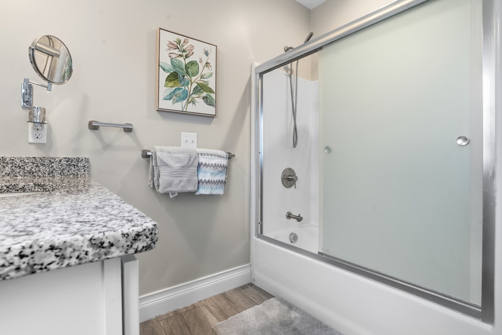 181 S Franklin St # 206