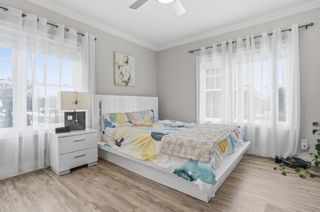 181 S Franklin St # 206