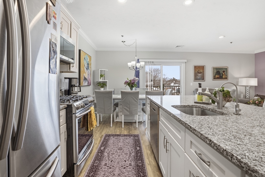 181 S Franklin St # 206