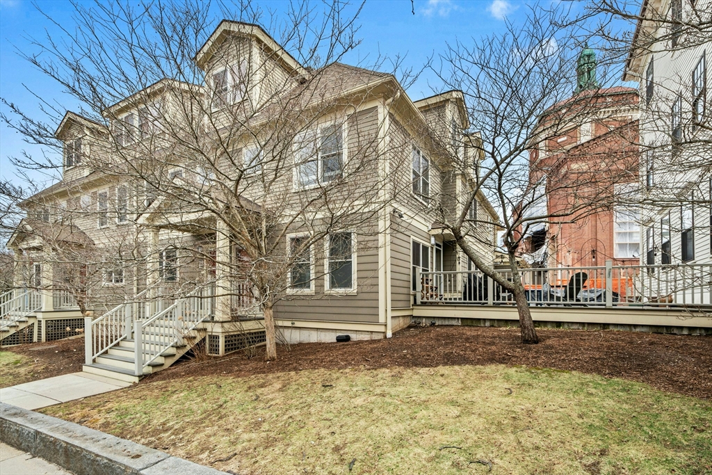 23 Creighton # 2