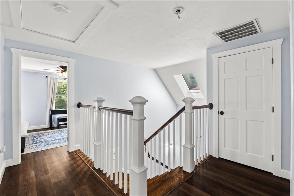 64 Richards Ave
