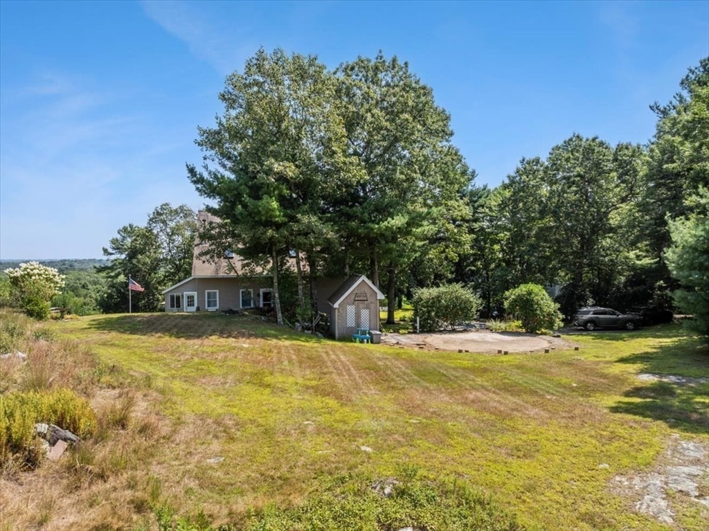 64 Richards Ave