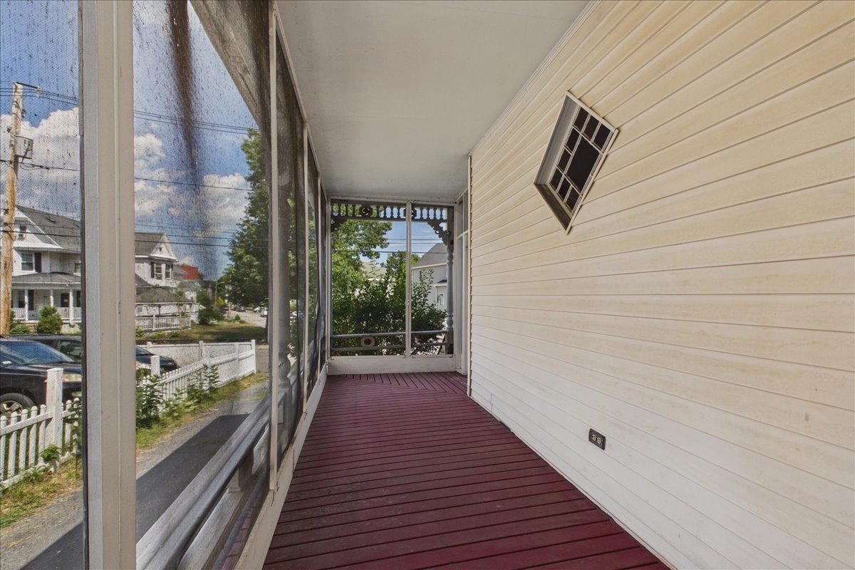 53 Moraine St