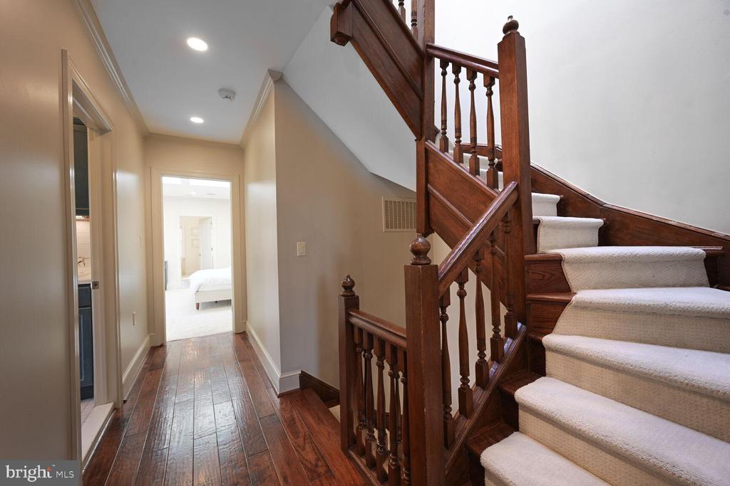 1353 EAST CAPITOL STREET SE