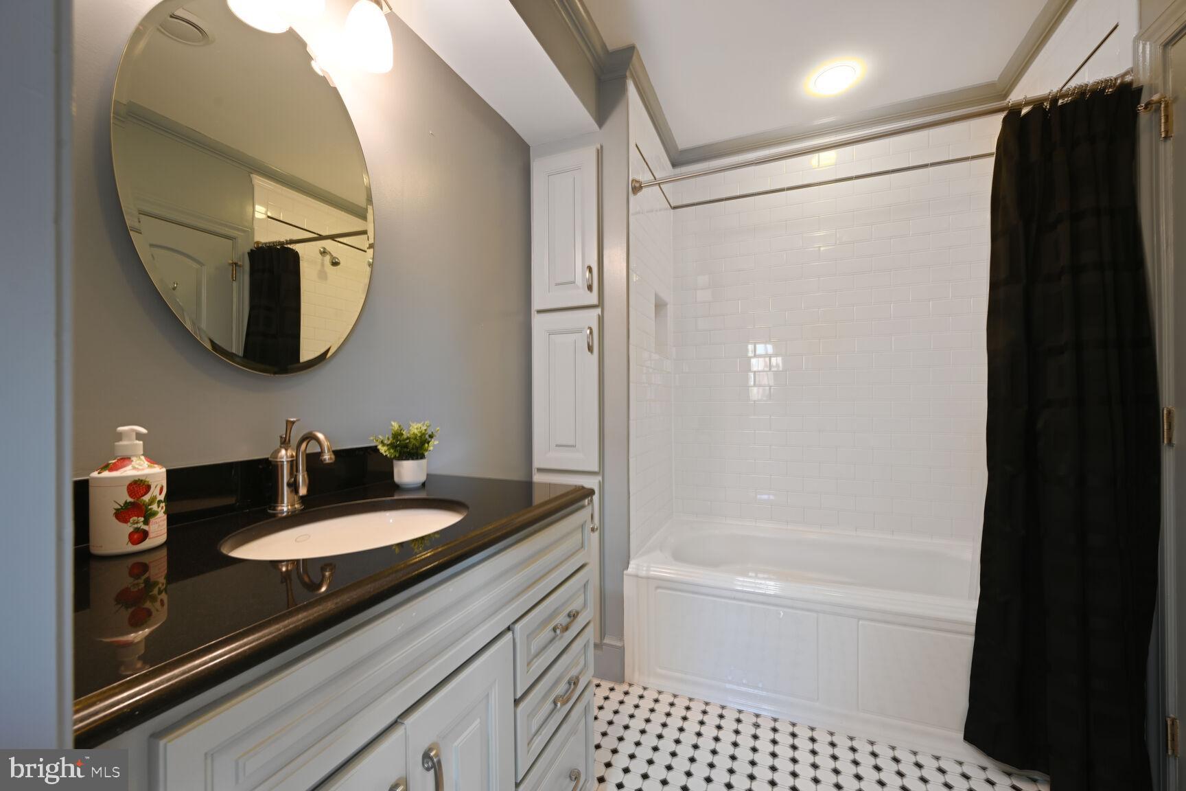 1353 EAST CAPITOL STREET SE