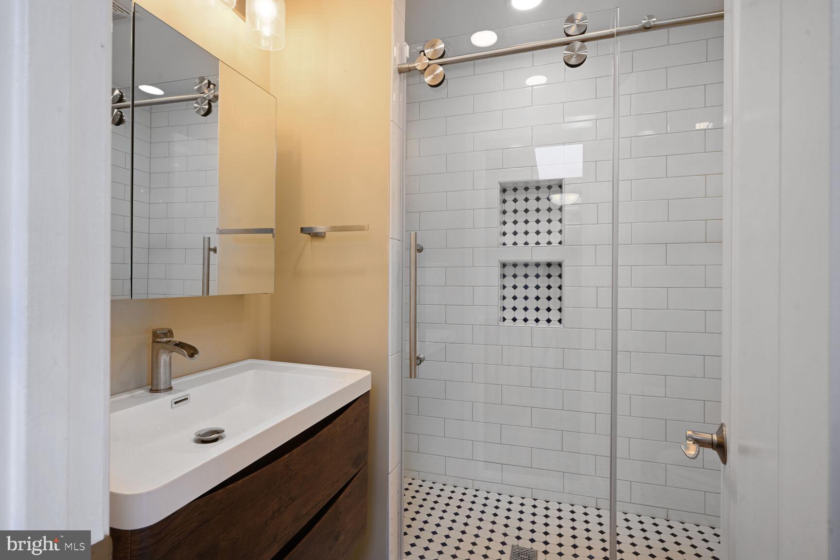 1353 EAST CAPITOL STREET SE