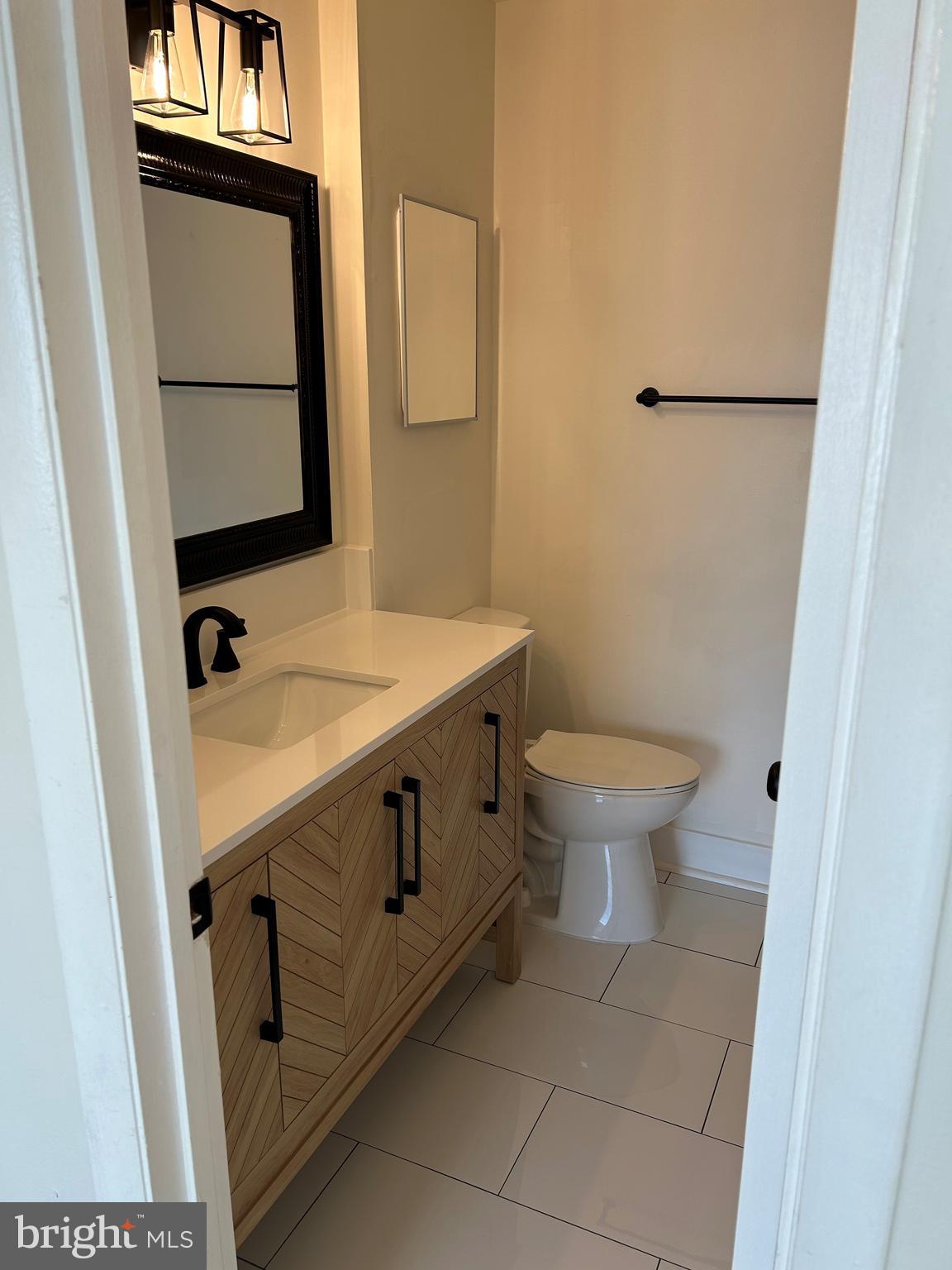 18915 SMOOTHSTONE WAY #6