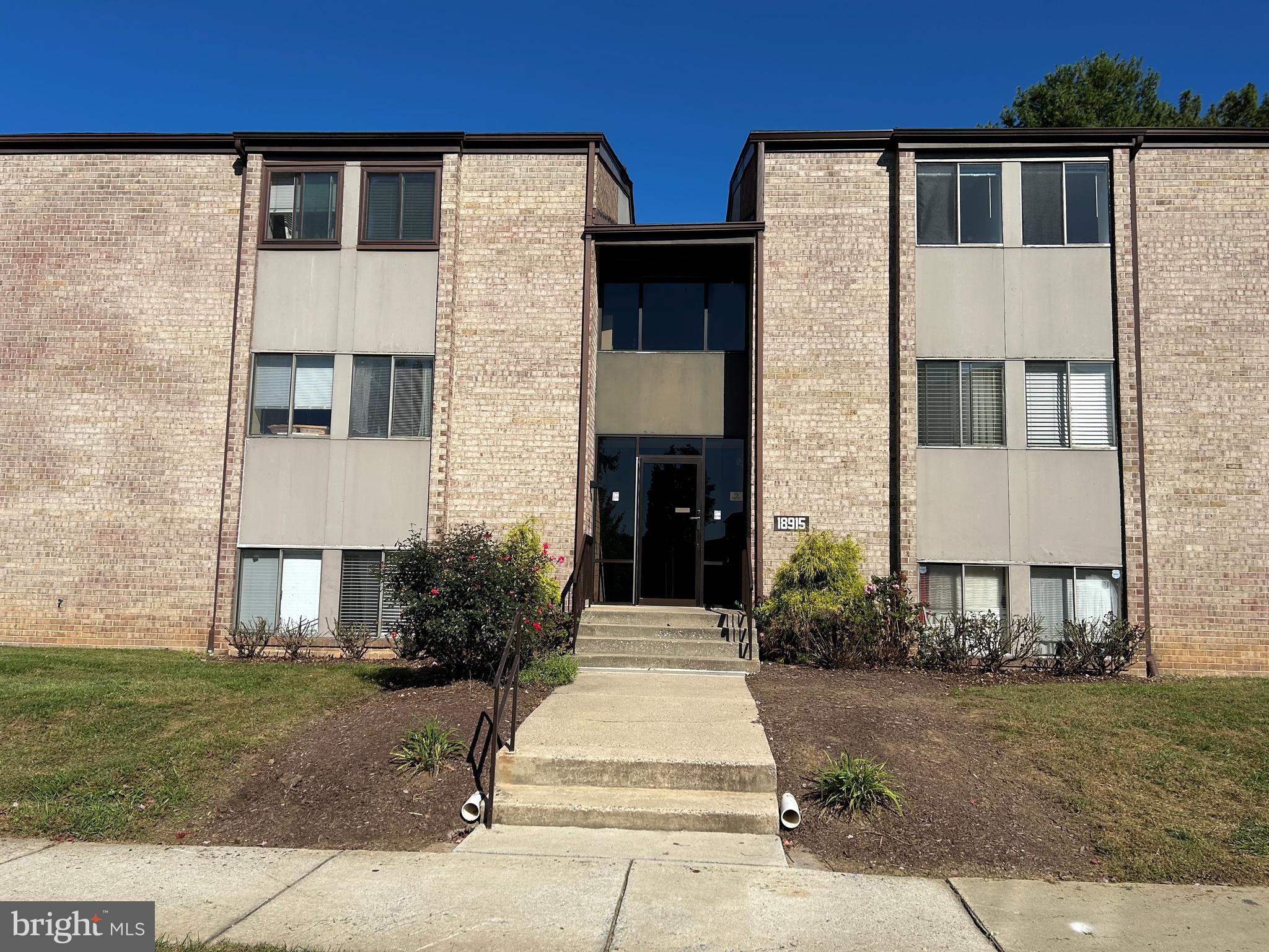18915 SMOOTHSTONE WAY #6