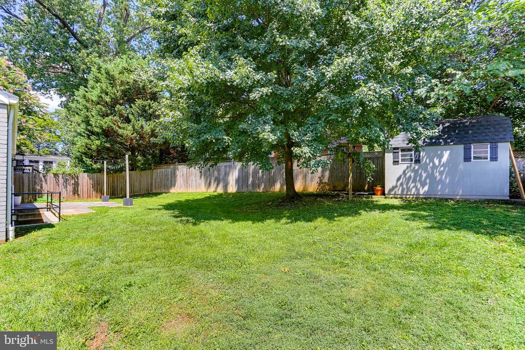 11517 SOWARD DRIVE