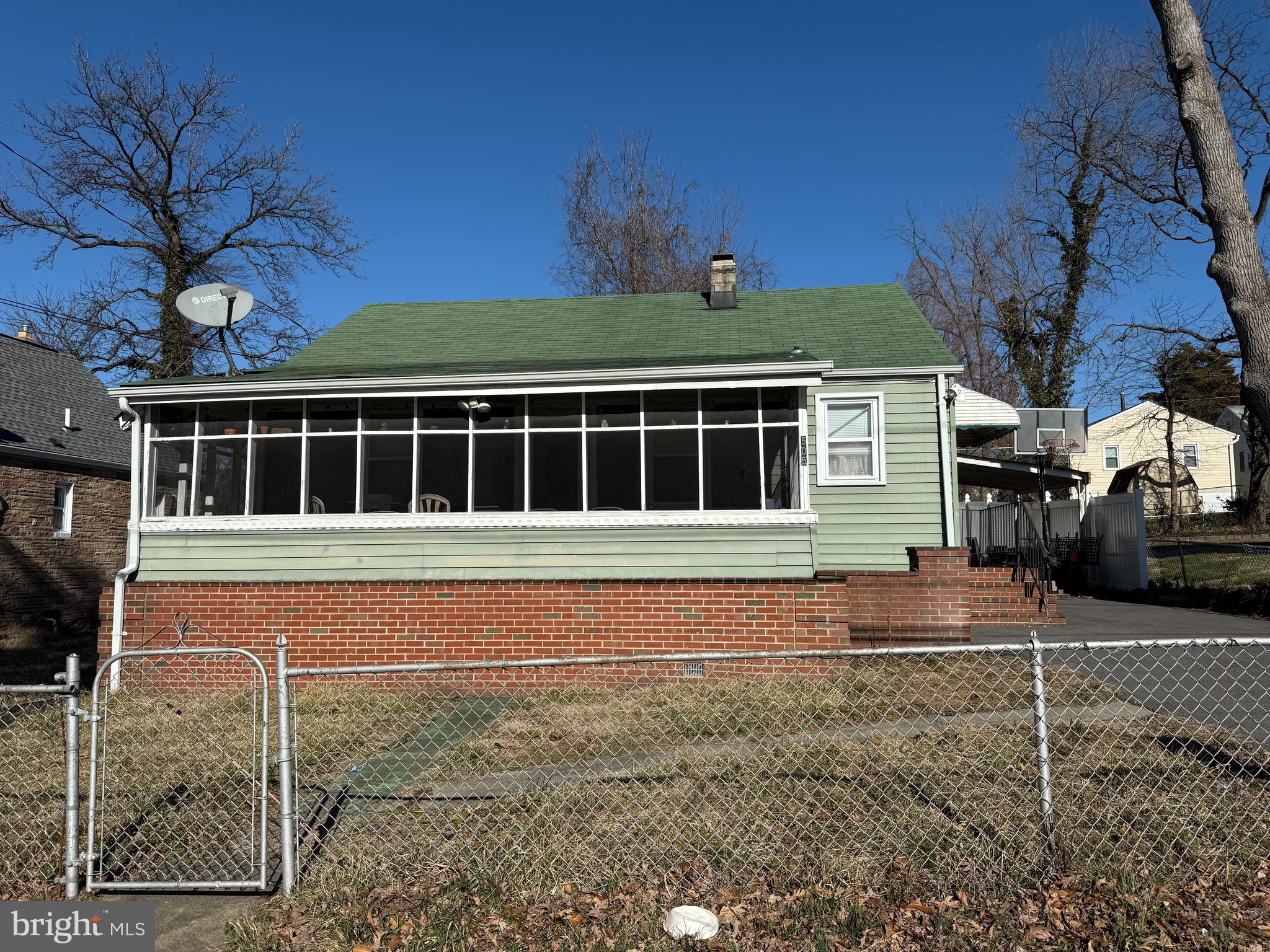 505 CEDARLEAF AVENUE