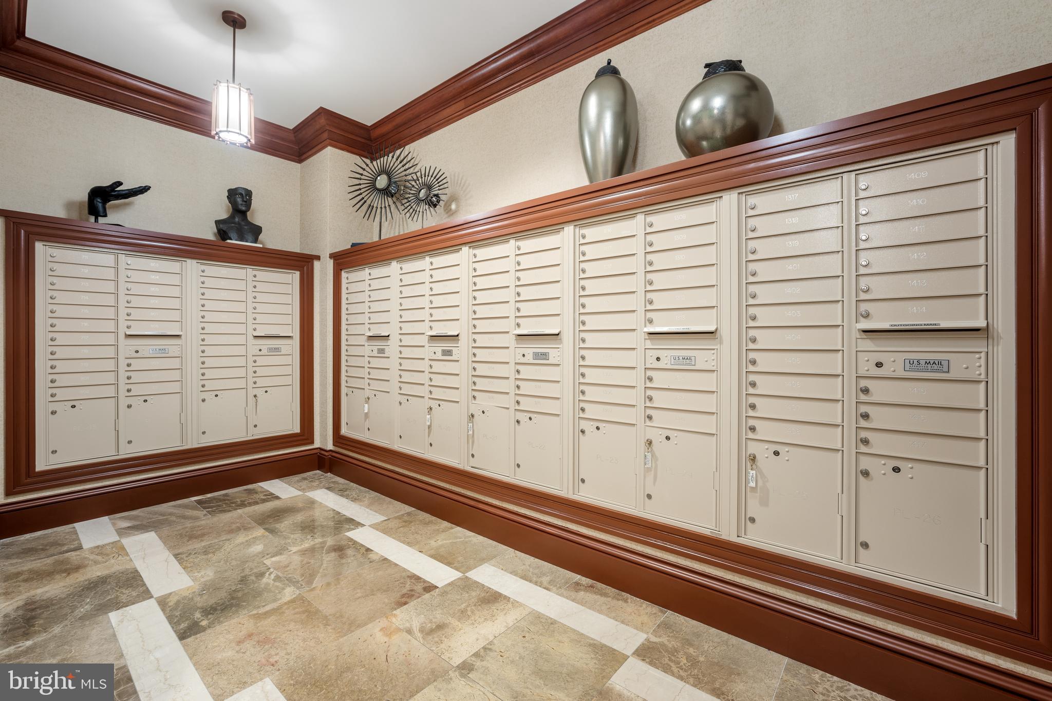 8220 CRESTWOOD HEIGHTS DRIVE 701