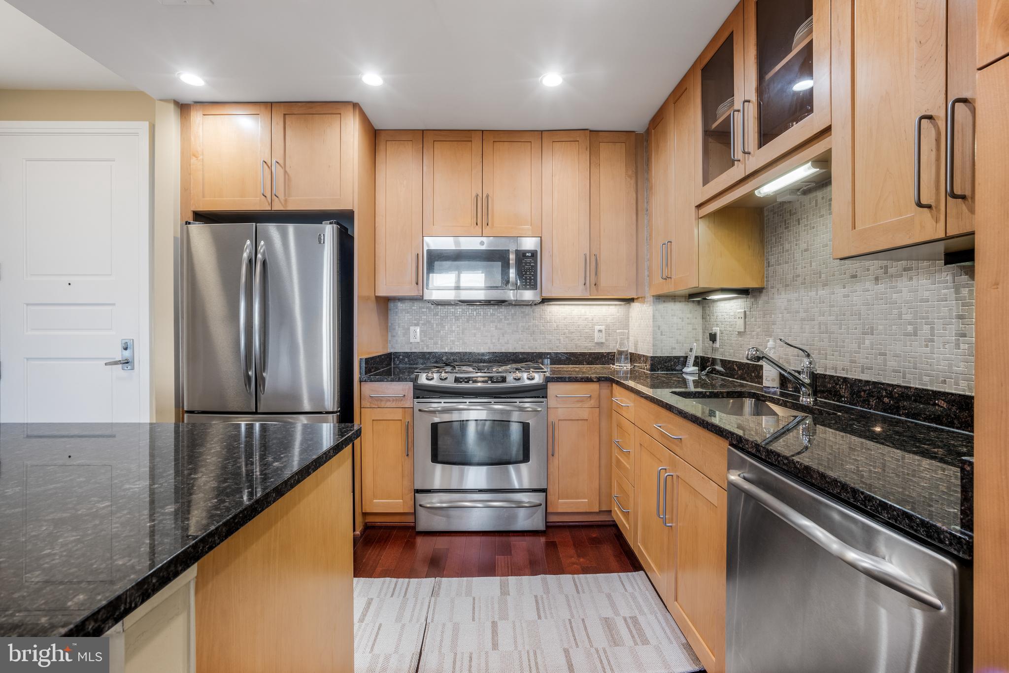 8220 CRESTWOOD HEIGHTS DRIVE 701