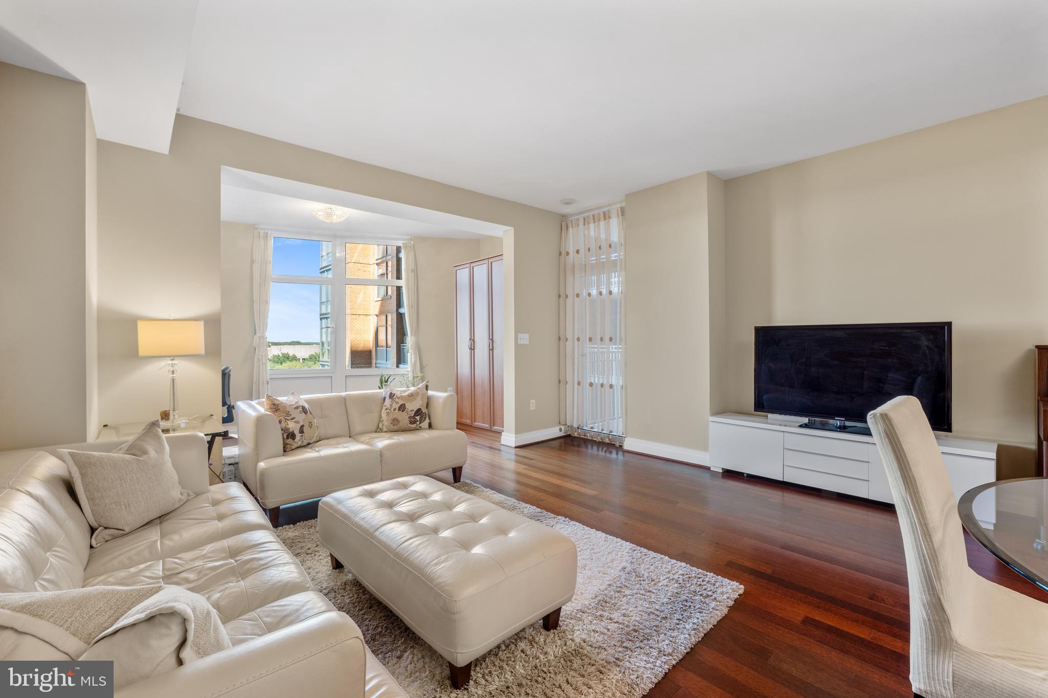 8220 CRESTWOOD HEIGHTS DRIVE 701