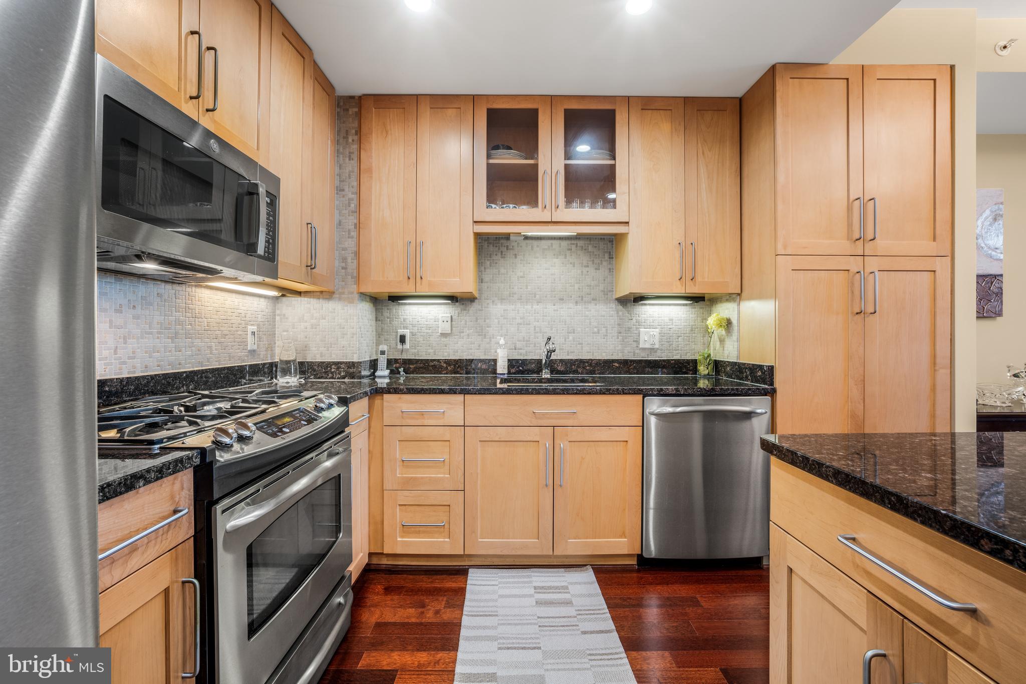 8220 CRESTWOOD HEIGHTS DRIVE 701