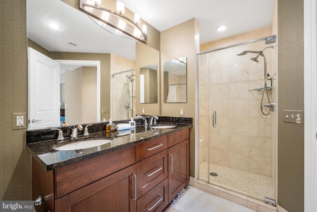 8220 CRESTWOOD HEIGHTS DRIVE 701