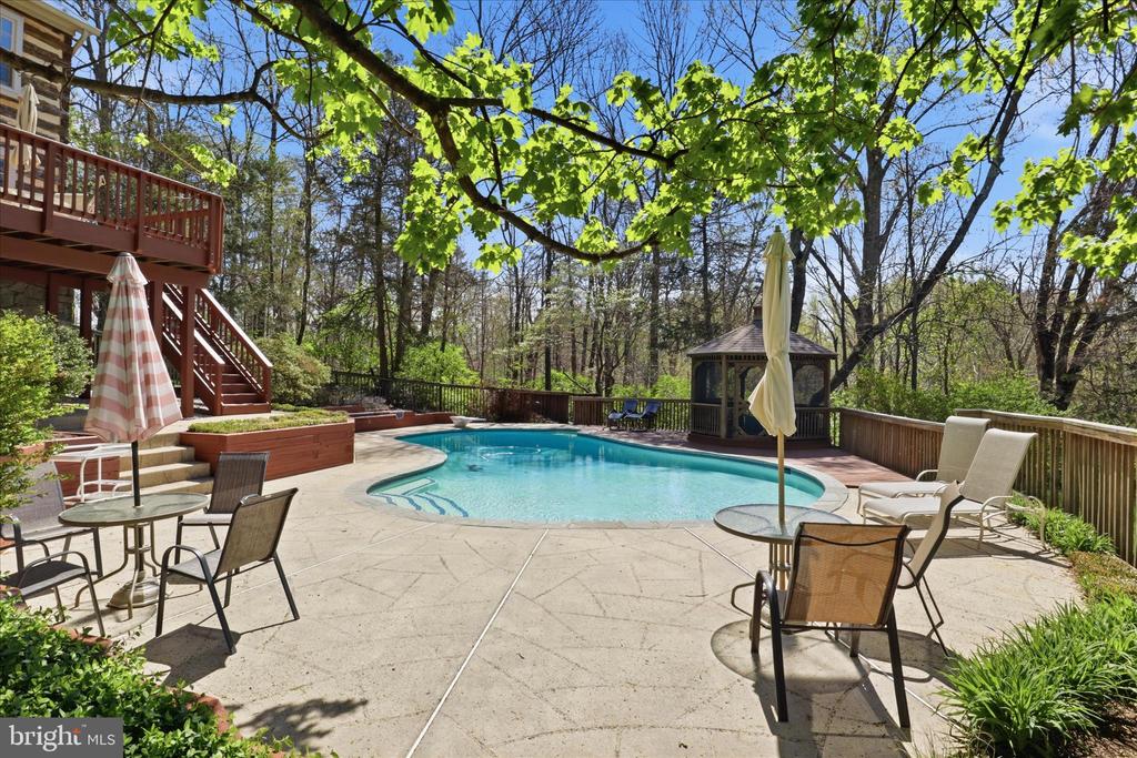 10101 MILL WHEEL LANE
