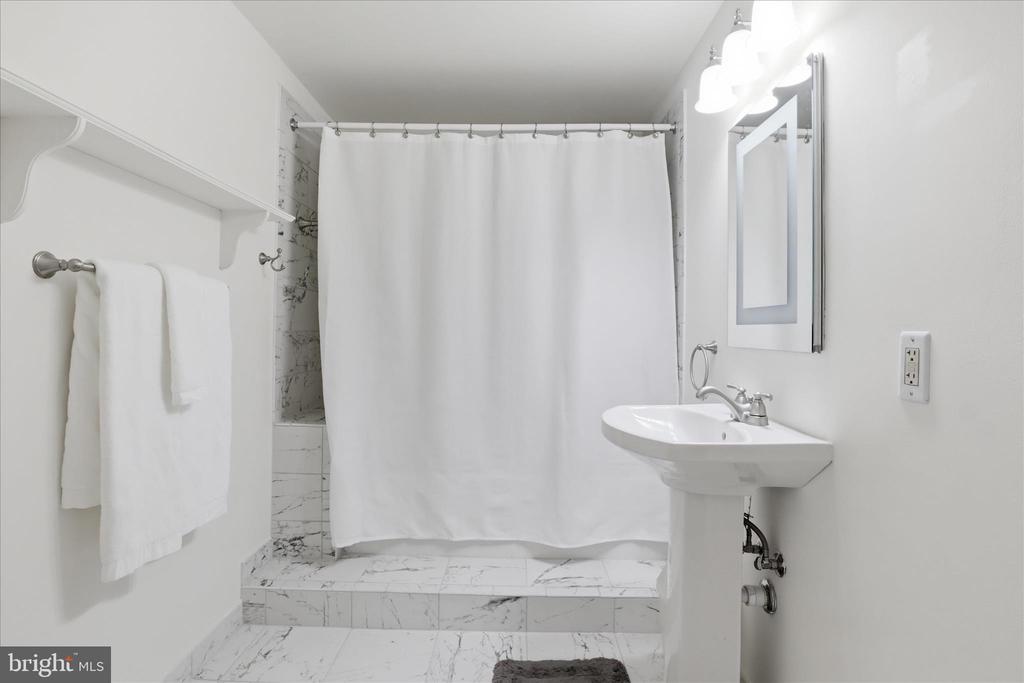 10101 MILL WHEEL LANE