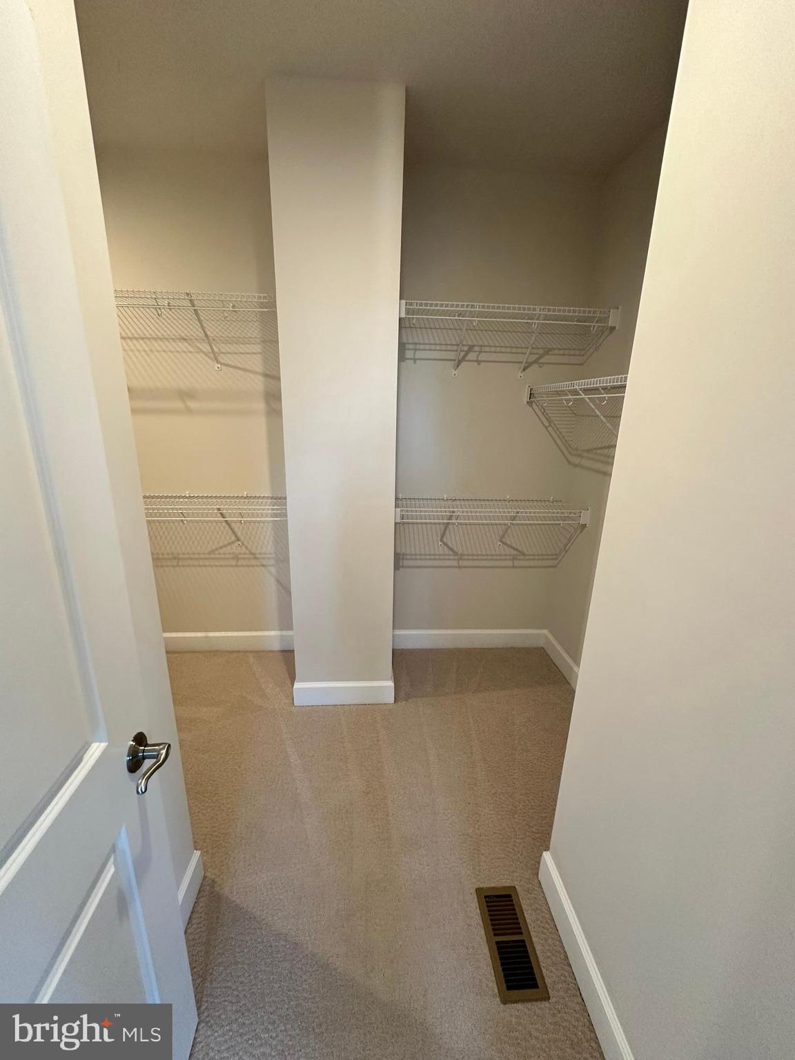 9889 HOPKINS LOOP