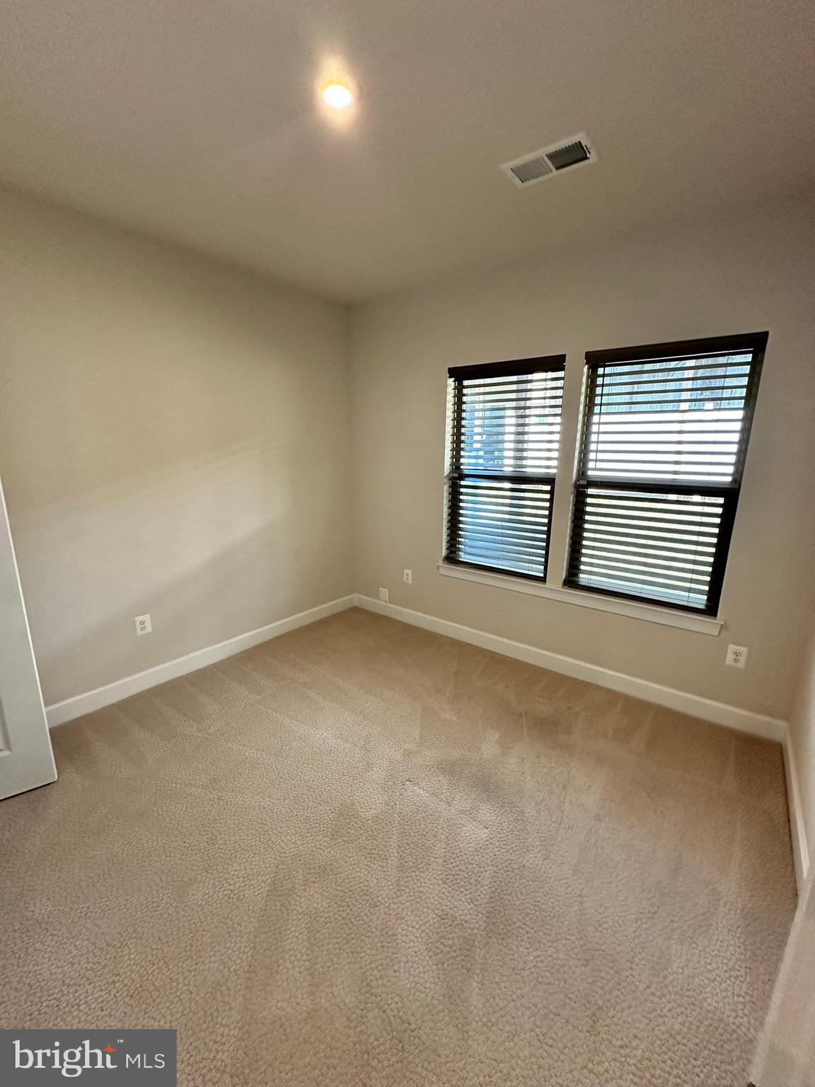 9889 HOPKINS LOOP