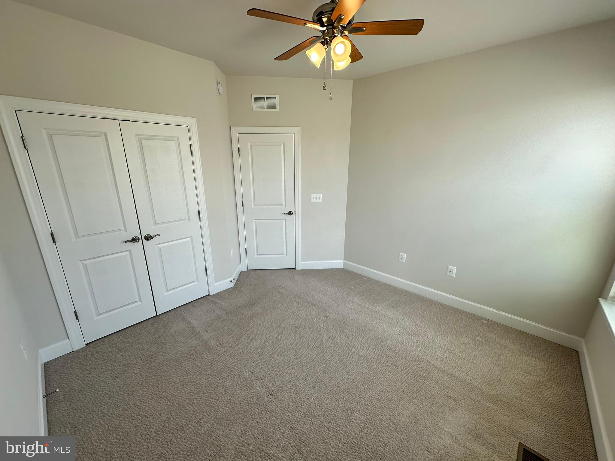 9889 HOPKINS LOOP