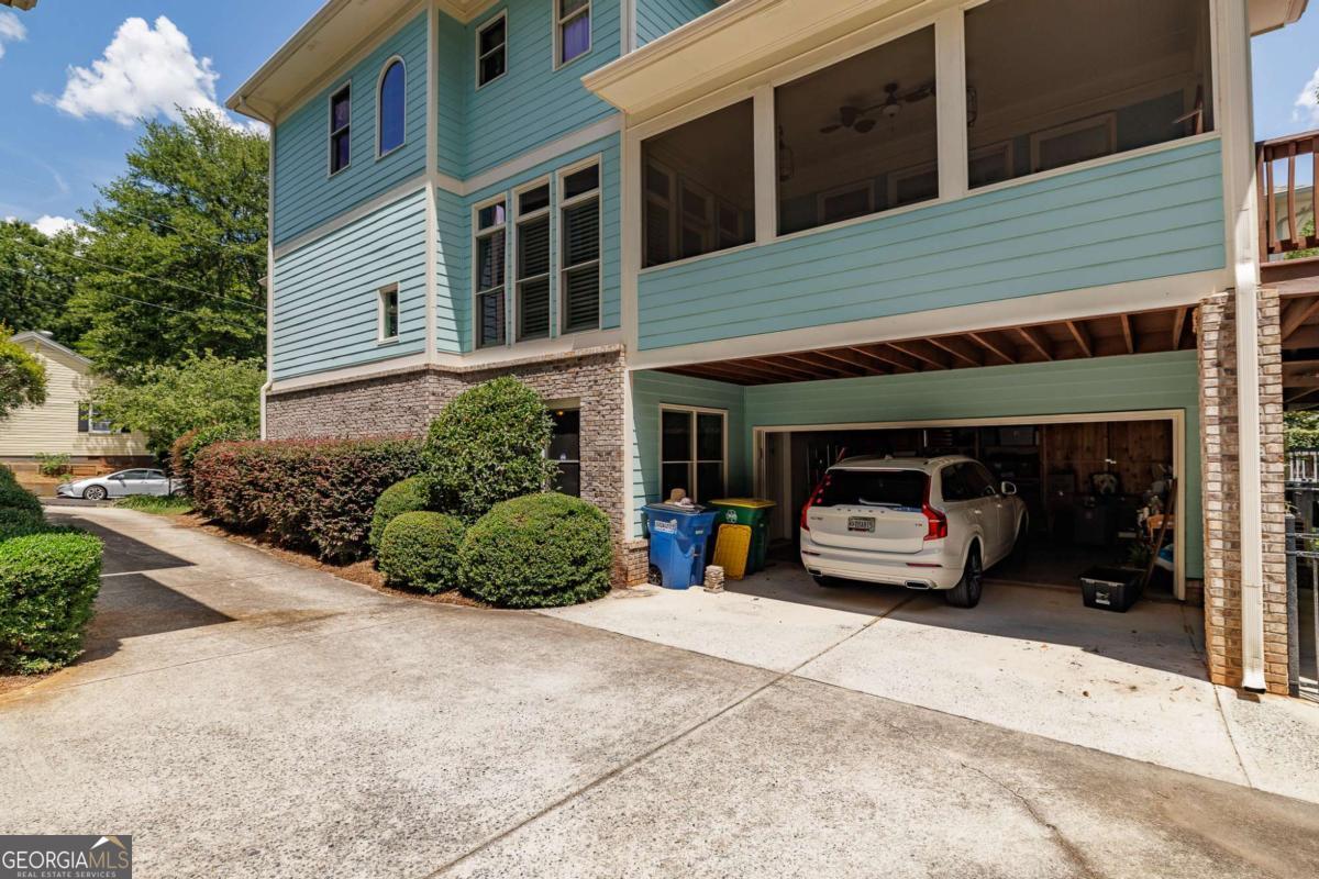 163 Easy Street