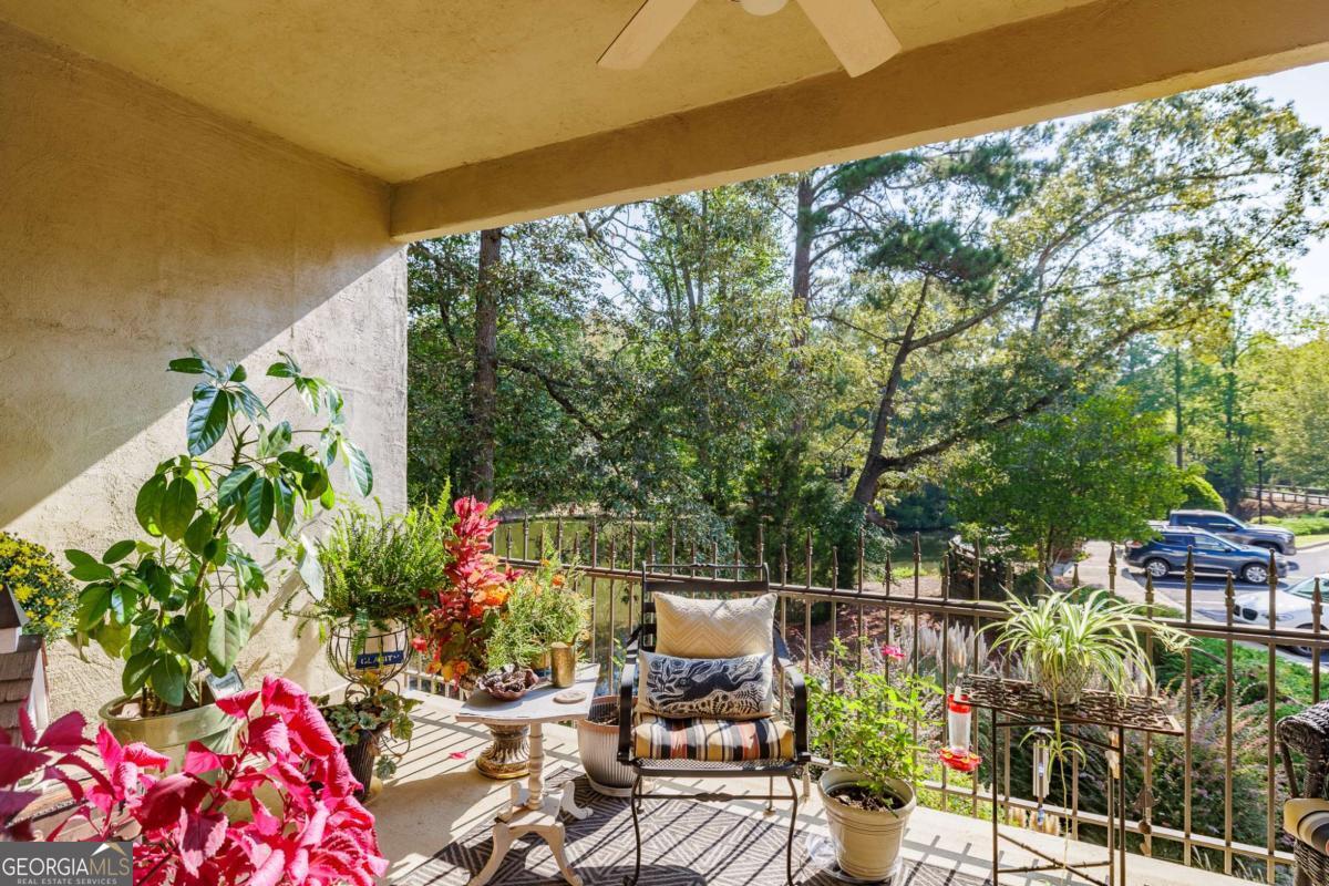 125 Woodlake Drive # 207