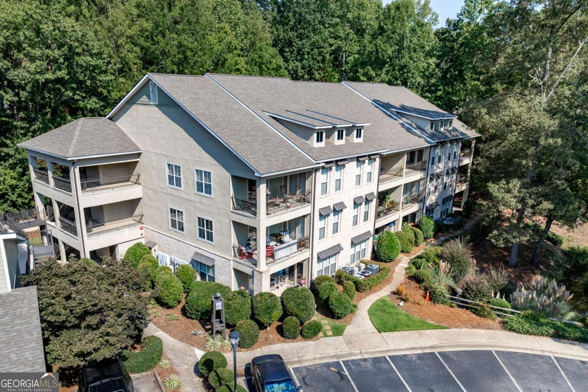 125 Woodlake Drive # 207