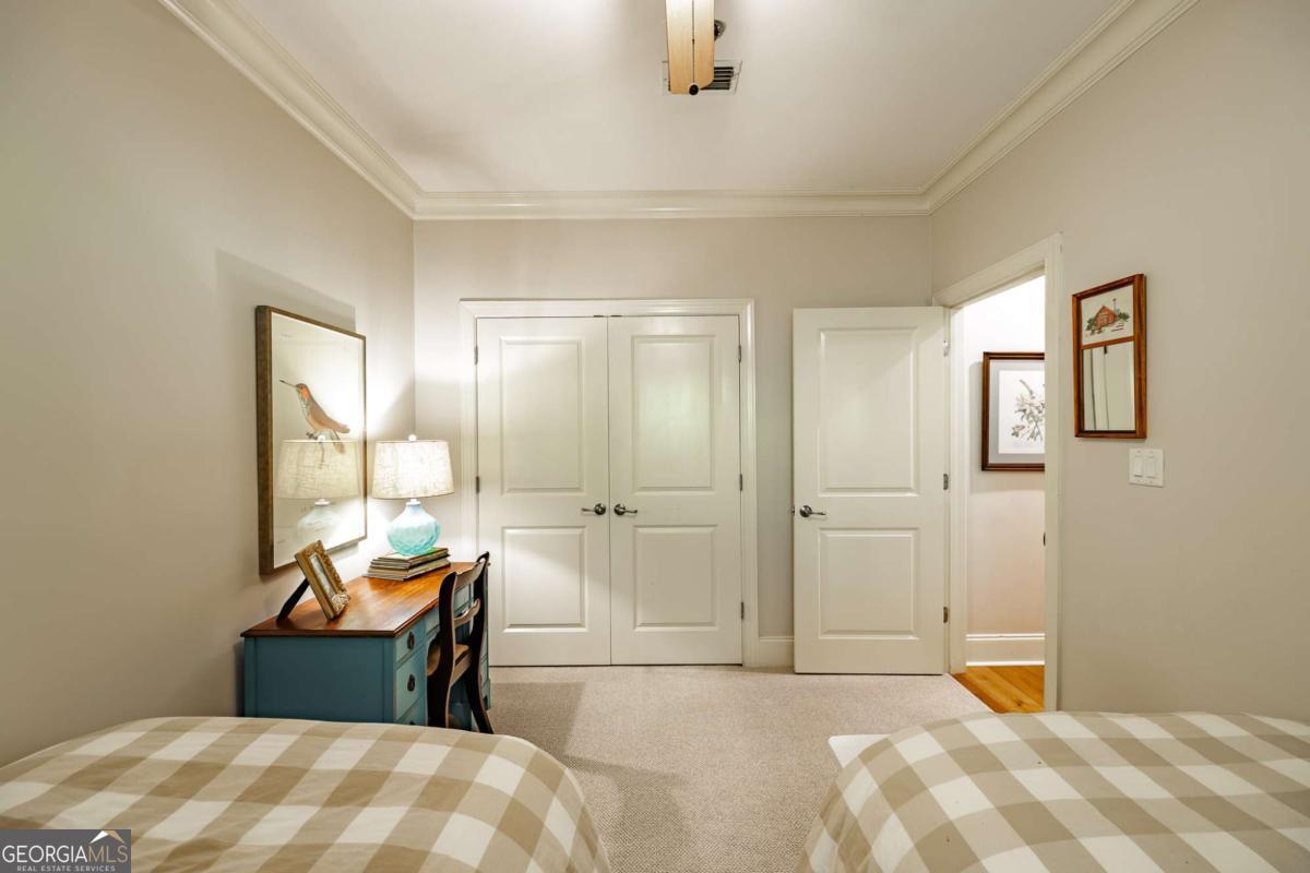125 Woodlake Drive # 207
