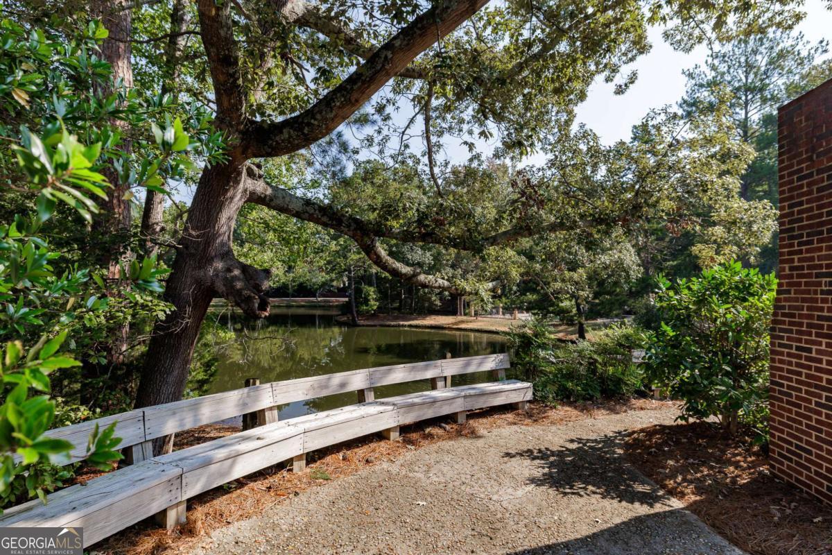 125 Woodlake Drive # 207
