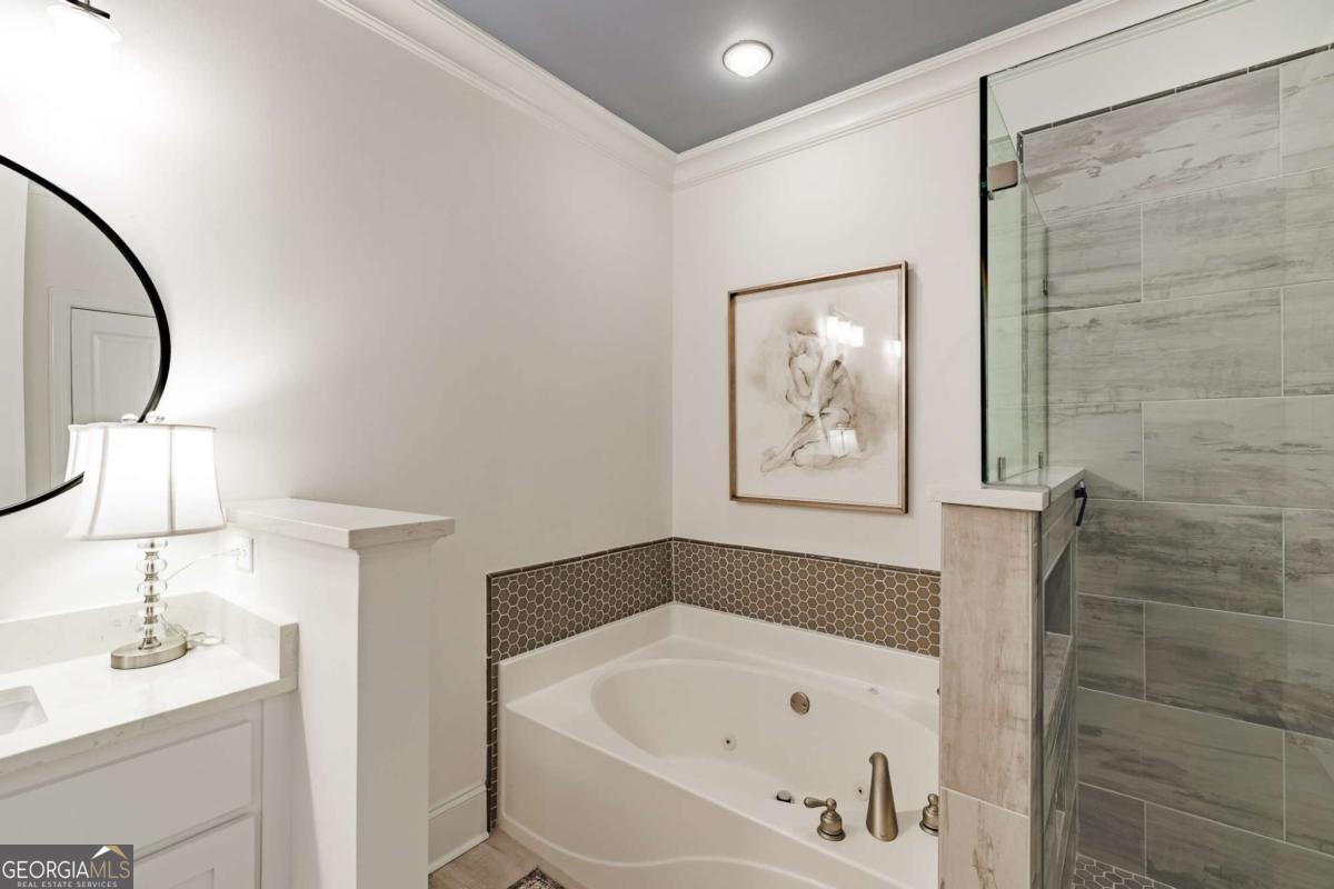 125 Woodlake Drive # 207