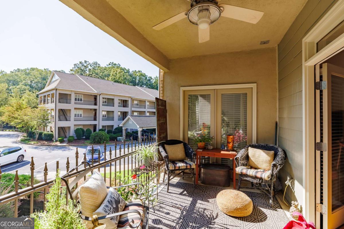 125 Woodlake Drive # 207