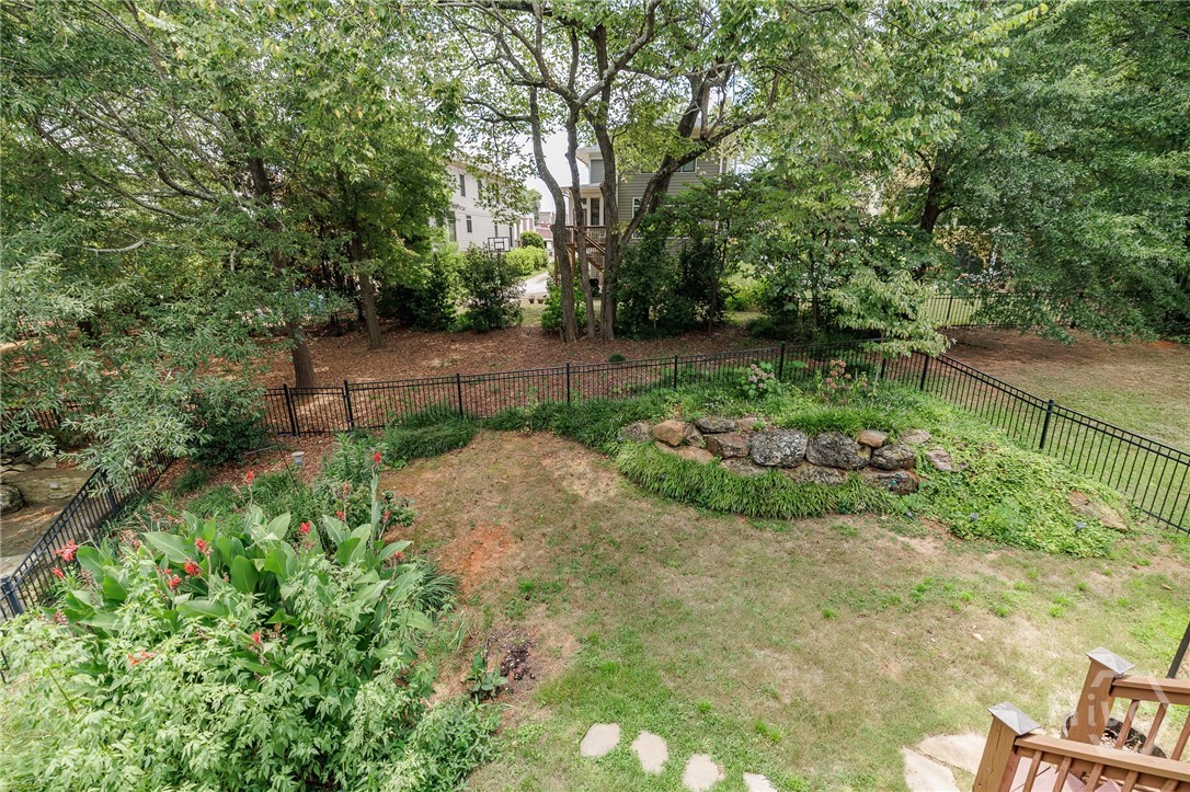 163 Easy Street