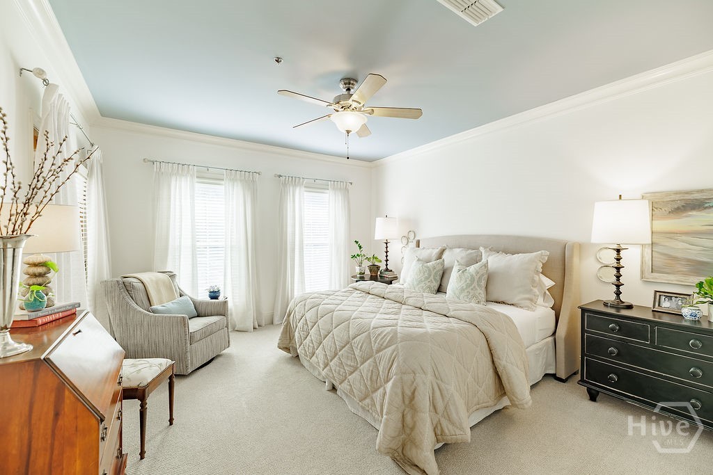 125 Woodlake Drive 207