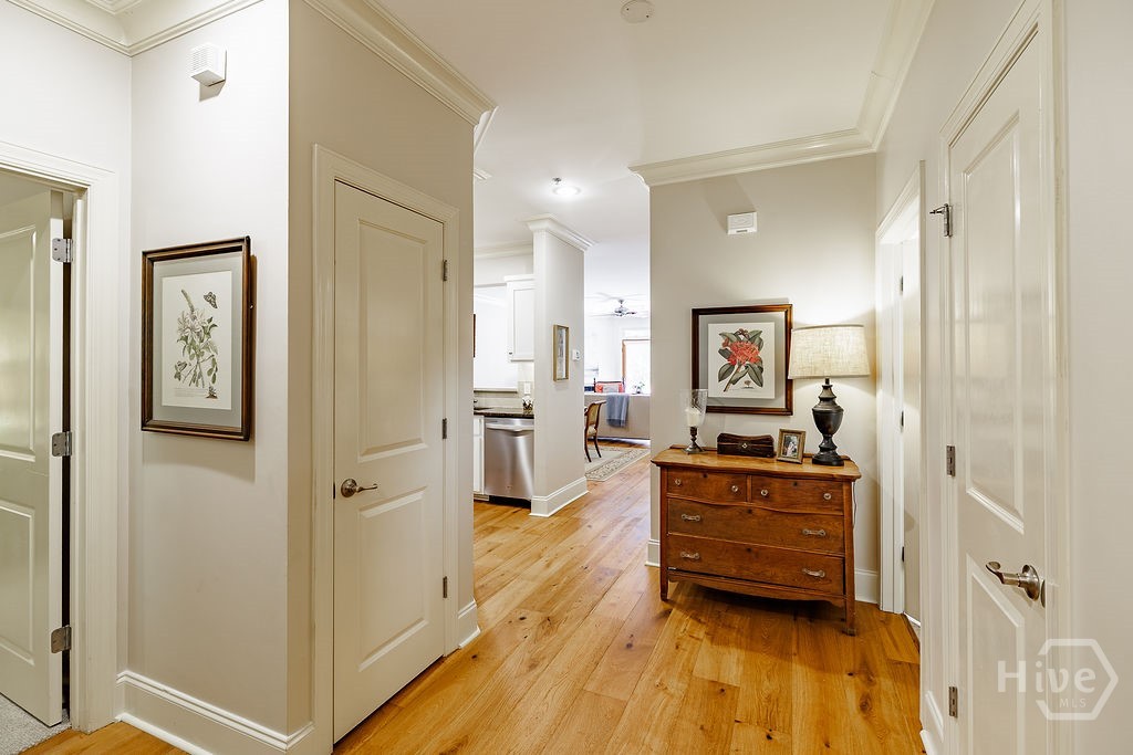 125 Woodlake Drive 207