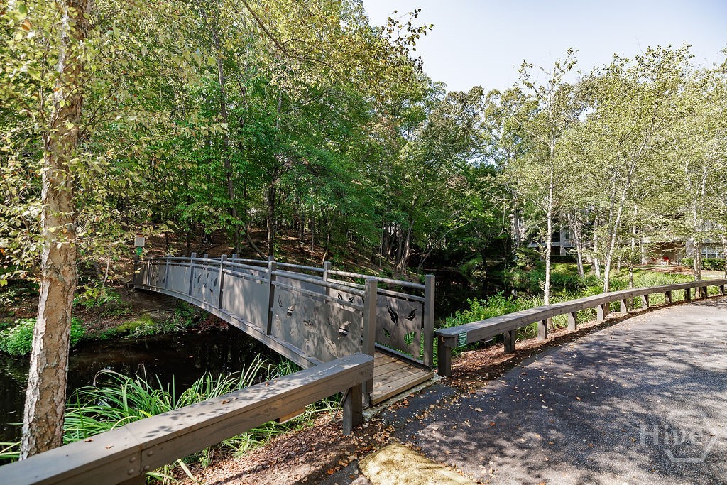 125 Woodlake Drive 207