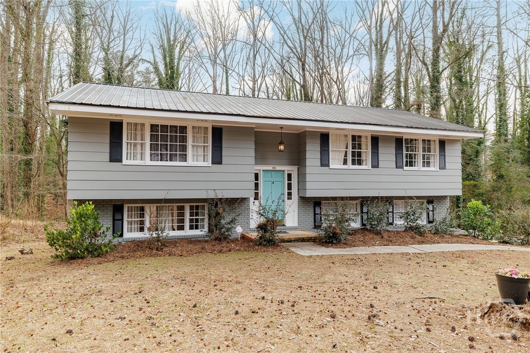 395 Roberts Road