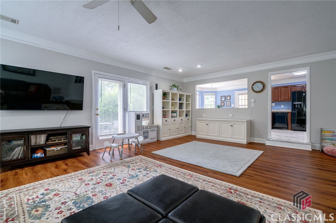130 Woodhaven Ridge