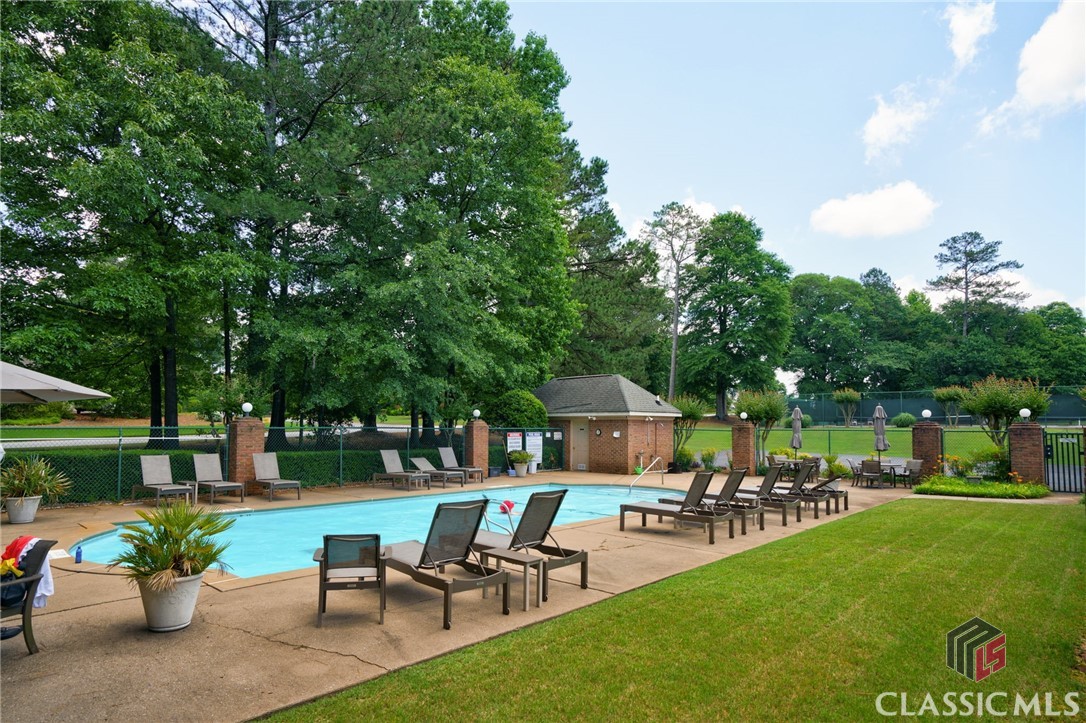 130 Woodhaven Ridge