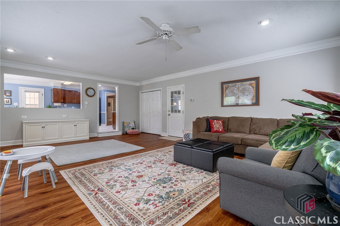 130 Woodhaven Ridge