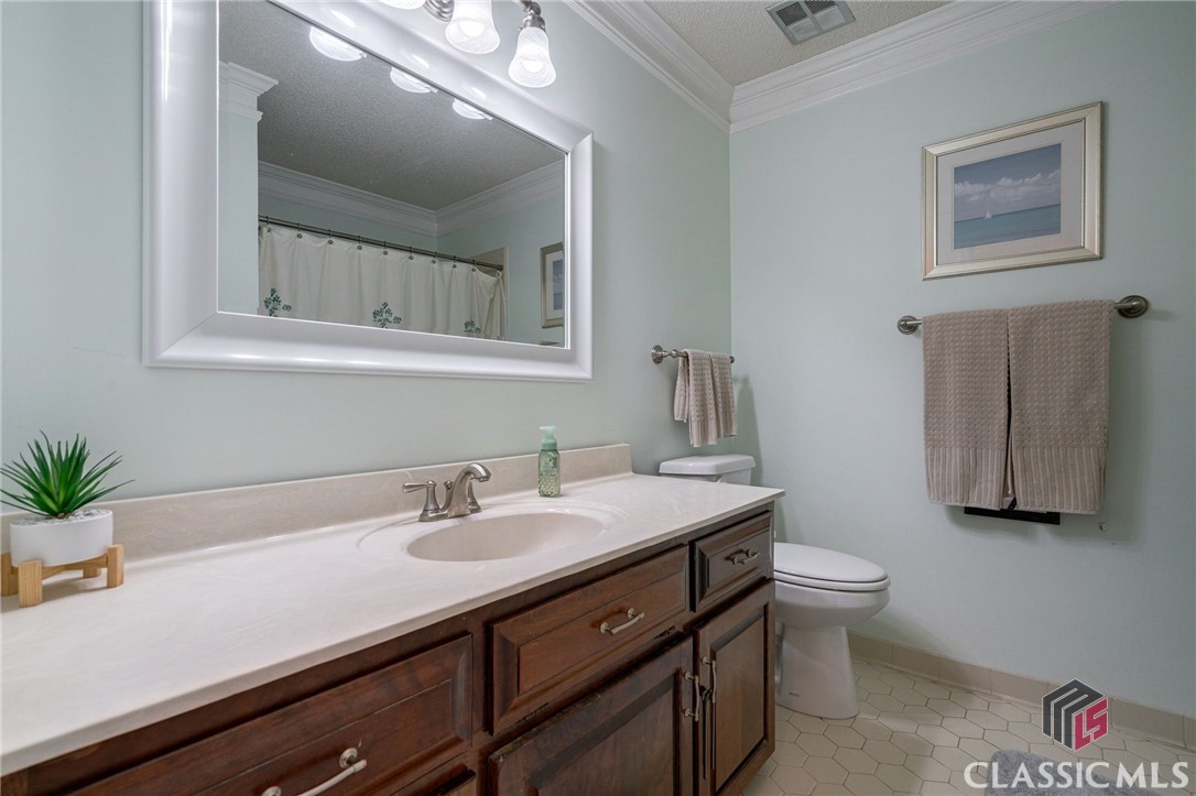 130 Woodhaven Ridge