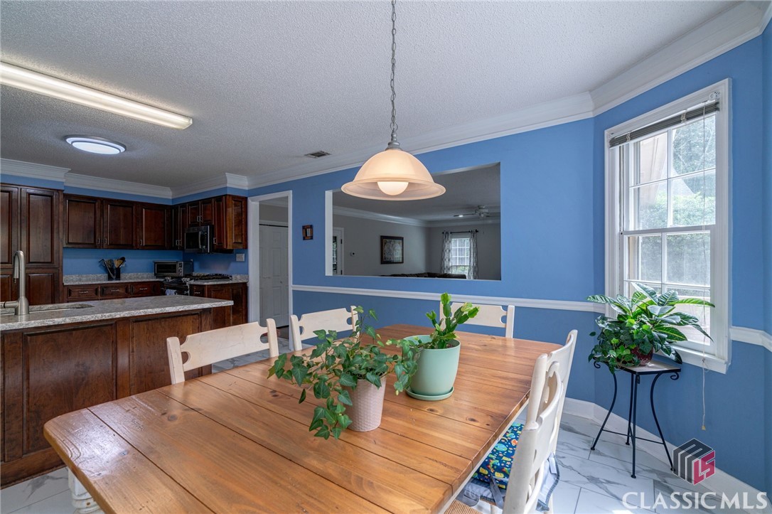 130 Woodhaven Ridge