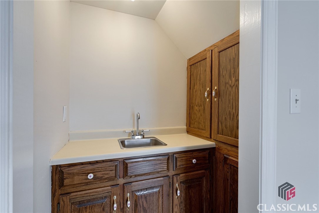 321 Chesterfield Road