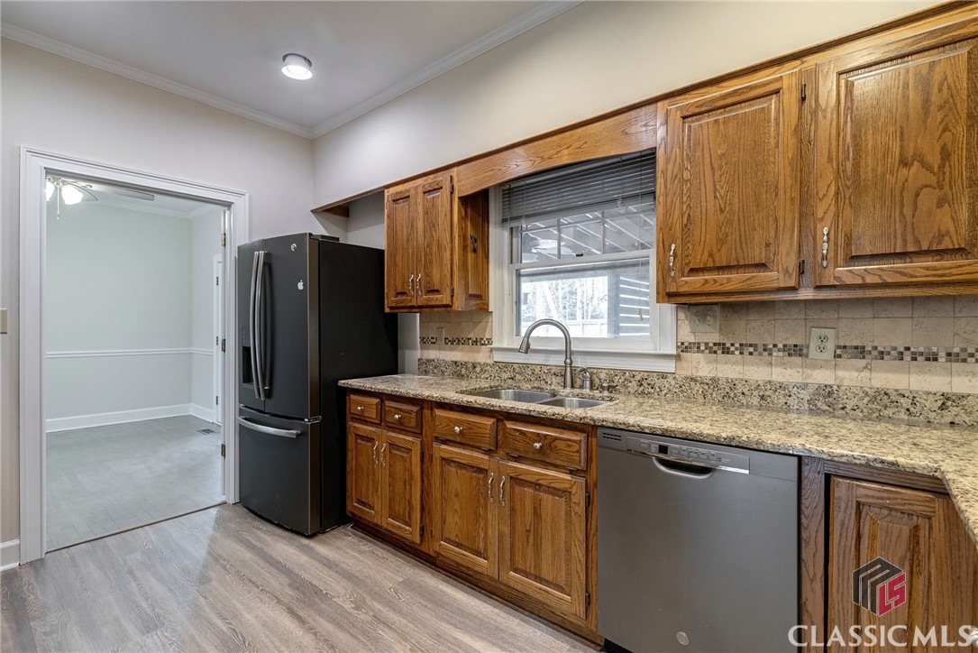 321 Chesterfield Road