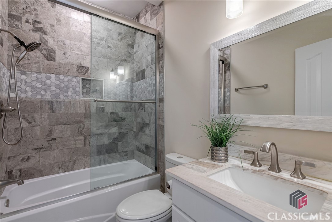 321 Chesterfield Road